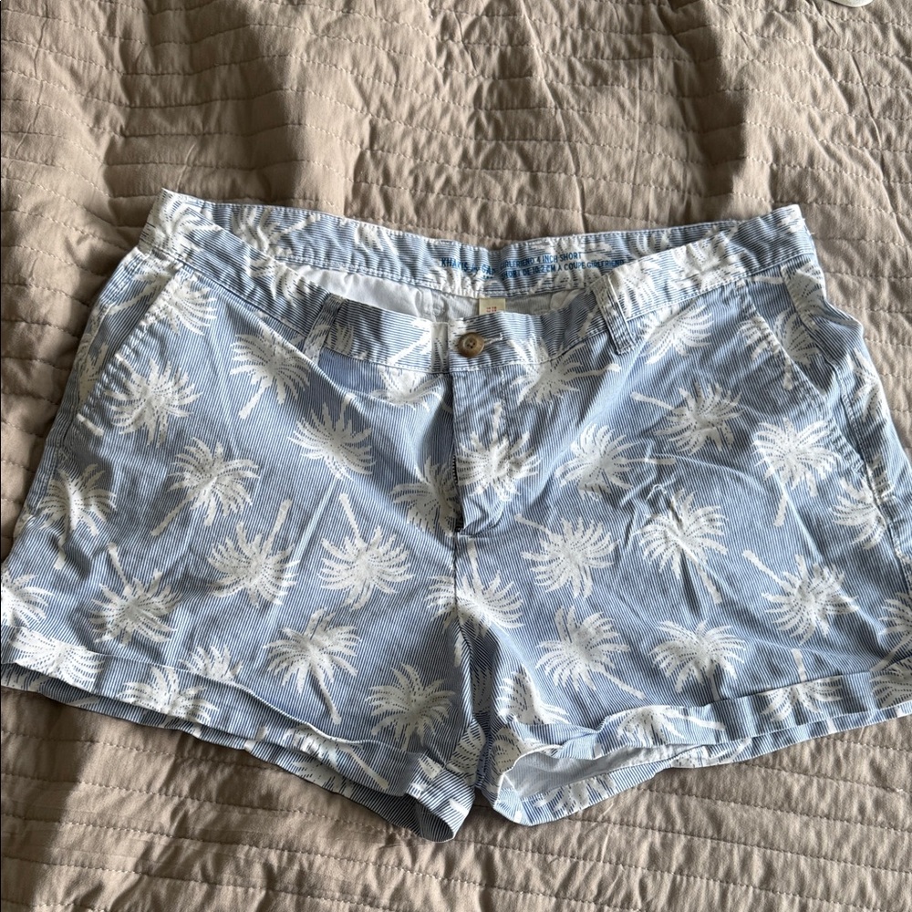 GAP khakis by gap girlfriend 4 inch short Palm Print Women's Shorts 16